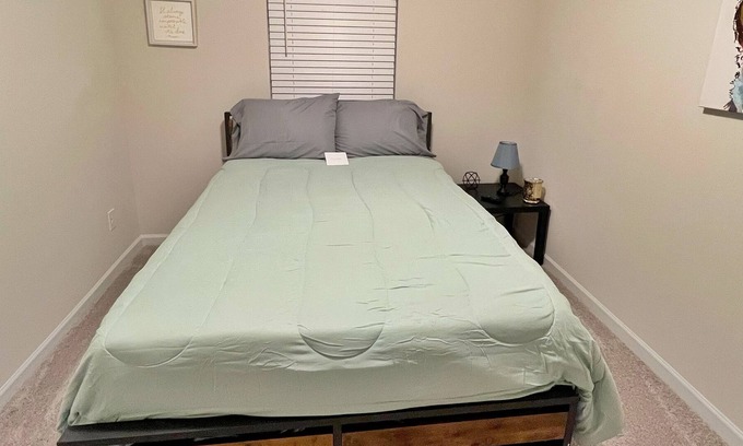 Lithonia House | Private Stonecrest Full Bedroom