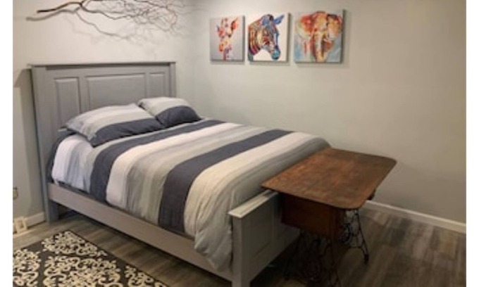 Ypsilanti Apartment | Private studio retreat. Walkable neighborhood.