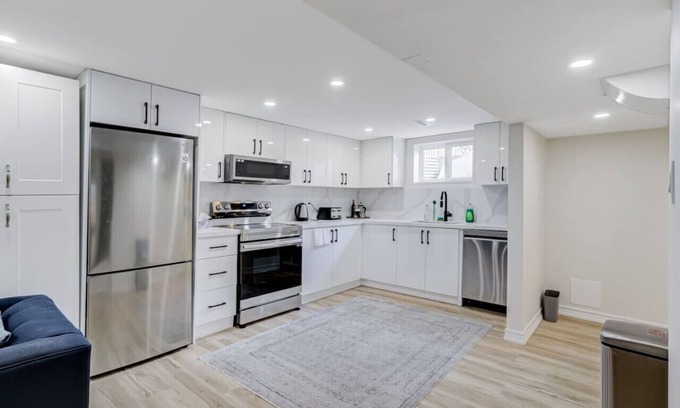 Burlington House | Private, Stylish, Large 1BR - Close to Everywhere