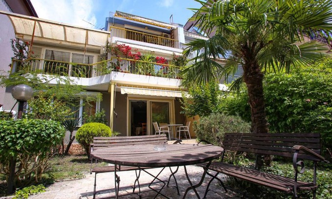 Nessebar Villa | Private summer villa close to the black sea