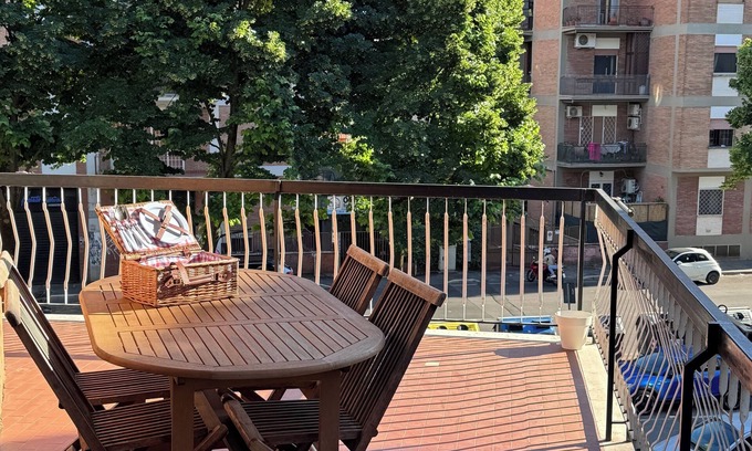 Gianicolo Apartment | Private Terrace, WiFi, A/C, Private parking (extra)