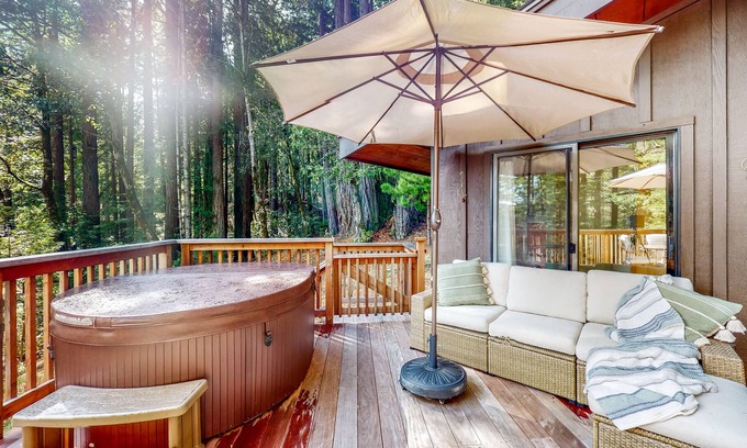 Timber Cove House | Private Tree-Top Retreat - Hot Tub & Scenic Deck