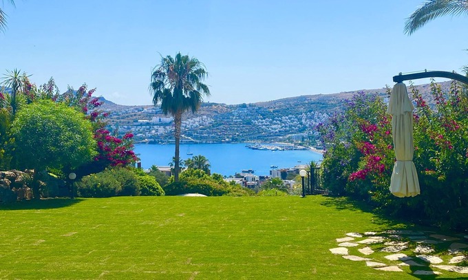 Gundogan Villa | private villa in luxury compound 2 min walking to sea