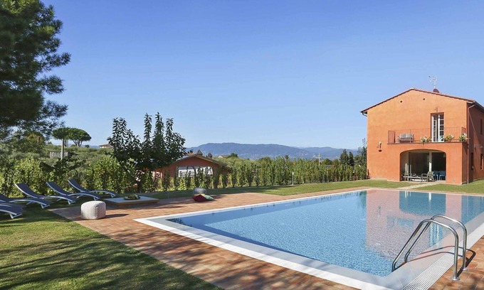 Colle di Compito Villa | Private Villa with WIFI, private pool, A/C, TV, balcony, panoramic view, parking, close to Lucca