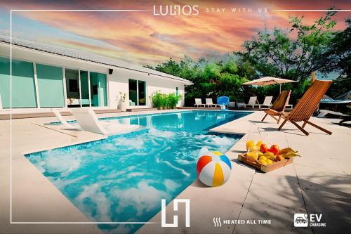 Cutler Bay House | Private Villa Pool Spa Games-Beach L27