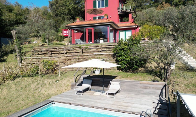 Fosdinovo Villa | Private Villa with private pool, WIFI, TV, patio, panoramic view, parking, close to La Spezia