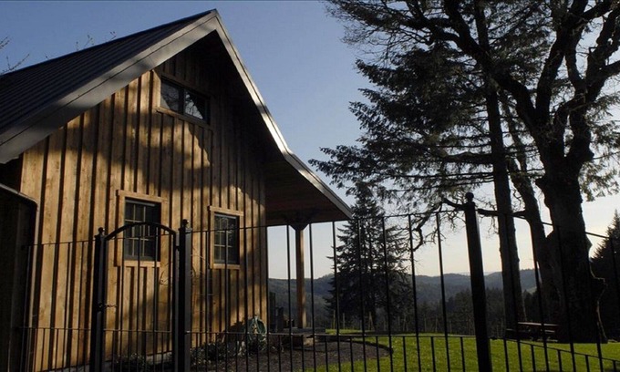 McMinnville Cabin | Private Vineyard Cabin in the Heart of Wine Country