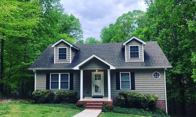Winchester House | Private, wooded, waterfront home at end of cove