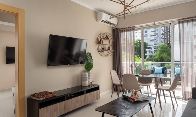 Downtown Santo Domingo Apartment | PrivateTerrace-bestlocation*Jacuzzi-A/C-YellowKey*