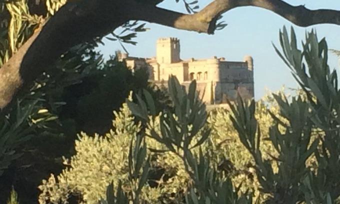 Le Barroux Villa | Promo LE BARROUX -MT VENTOUX- NEW AIR CONDITIONED VILLA WITH SWIMMING POOL AND WIFI.