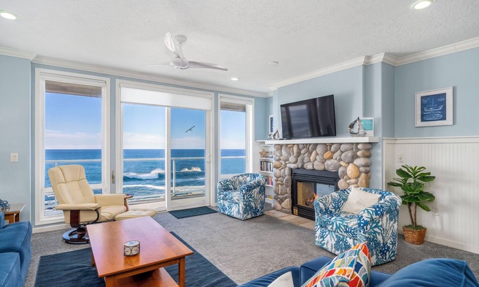 Depoe Bay Condo | Promo! Second Floor Oceanfront Condo with Pool, Hot Tub, Wifi and Much More!