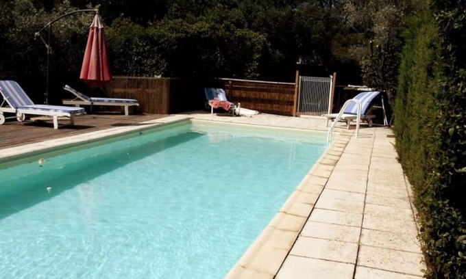Arles House | Promotion summer 2024 , 250 m2, Park, Swimming pool, Tennis Court, 6 Bedrooms