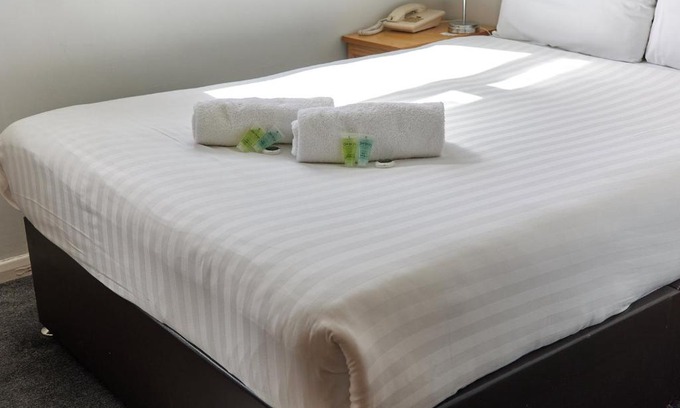 Jesmond House | Properties Unique Dene Rooms - Double Room
