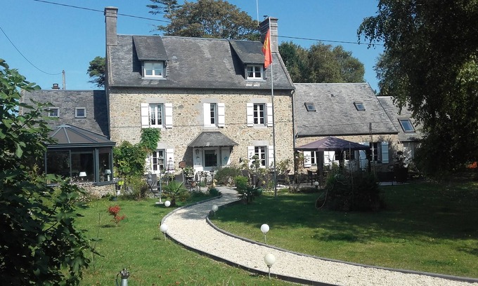 Gouville-sur-Mer House | Property of Character and Charm