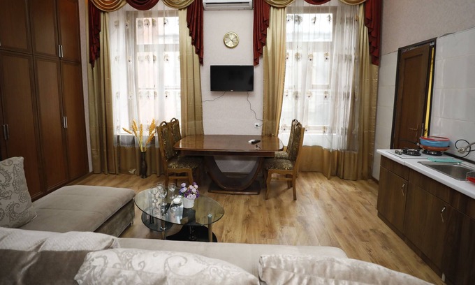 mtatsminda Apartment | property type as house