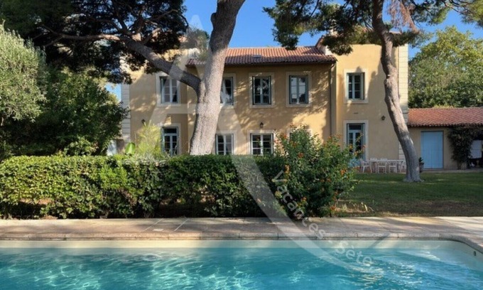 Sete Villa | Propriété avec jardin et piscine