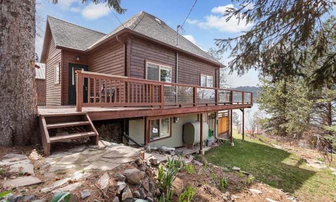 Harrison House | Prospect Paradise