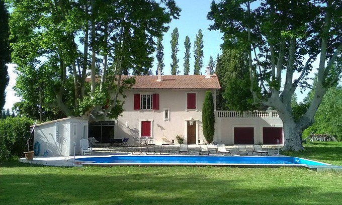 Cabannes Other | Provencal farmhouse 250m2 between Alpilles and Luberon with beautiful swimming pool, 1hectare park
