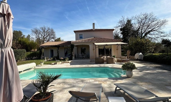Draguignan House | Provençal villa of 150m2 with swimming pool and quiet parking.
