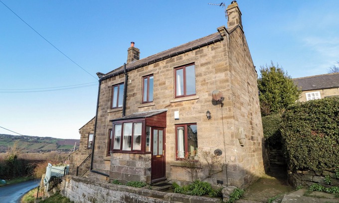 Briggswath Cottage | PROVIDENCE COTTAGE, pet friendly, with open fire in Sleights