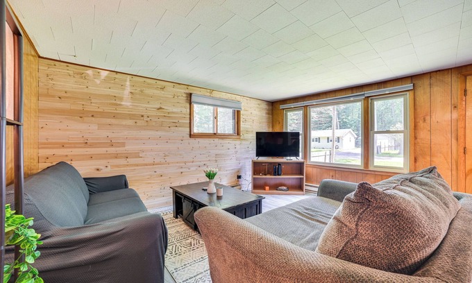 Prudenville House | Prudenville Family Home w/Game Room & Fire Pit!