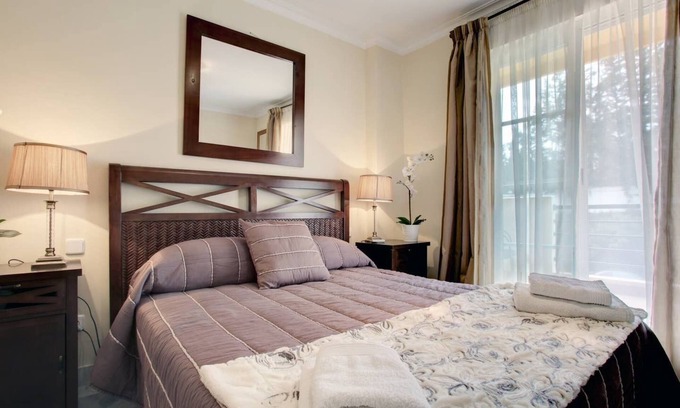 Nueva Andalucia Apartment | Puerto Banus - 2 bedroom apartment with lovely views
