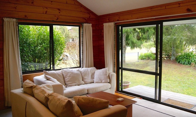 Pukawa Cottage | Puka Lodge (Front dwelling) - Pukawa Bay Home