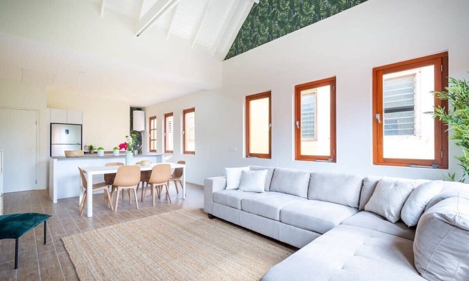 Pietermaai District Apartment | Punda City View – Stylish Boutique 1BR Apartment