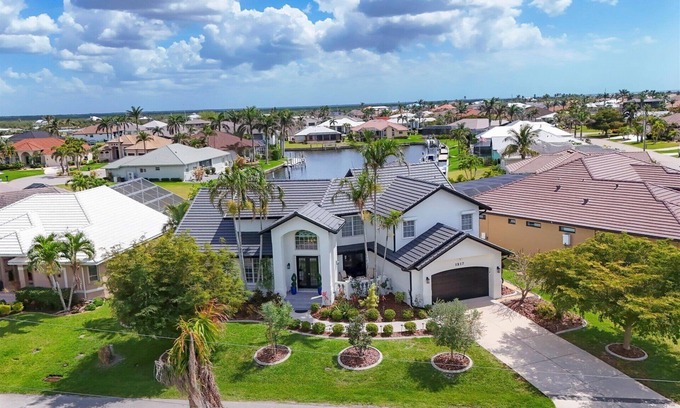 Punta Gorda House | Punta Gorda Isles 4-Bedroom Private Pool Home on Canal with Boat Dock