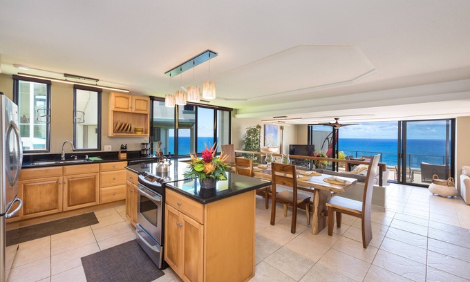 Princeville Condo | Puu Poa Ocean Bluff Condo, Incredible Views, Walk to Beaches