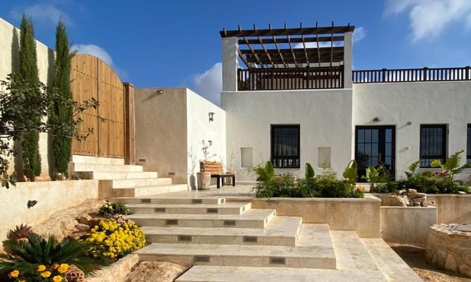Amman Ski Chalet | Qaimariya Farmhouse