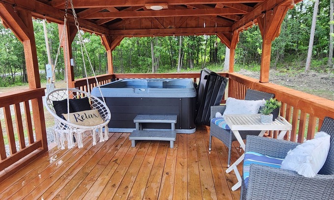 Hammondsport House | QKA Sunset Hideaway!nLocated in the Heart of the Finger Lakes Wine Trail.