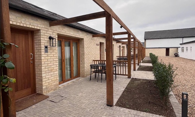 Royston House | Quadruple 1-bedroom - 12746