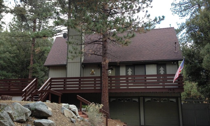 Pine Mountain Club House | Quail Run 4,000 Sq.Ft Largest and Most Beautiful Cabin On The Mountain
