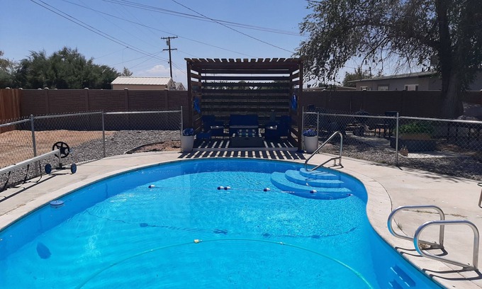 North Edwards House | QUAINT B&B LOCATED IN KERN COUNTY