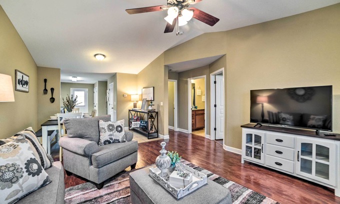 Murray Apartment | Quaint Family Home Near Downtown Murray & MSU