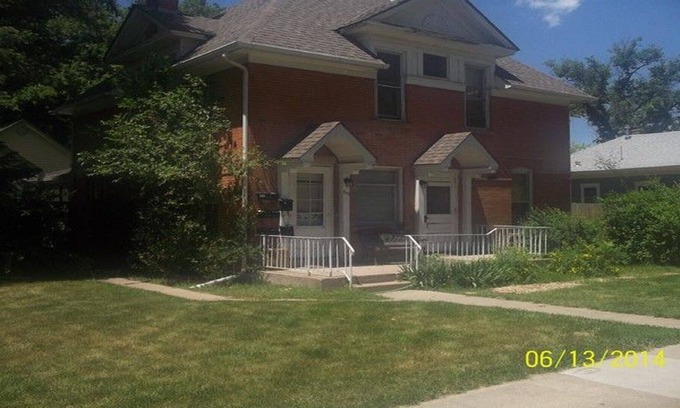 Historic Fort Collins High School Apartment | Quaint; Near Old Town And CSU, Walk Or Bike To Old Town; Gorgeous Old Home
