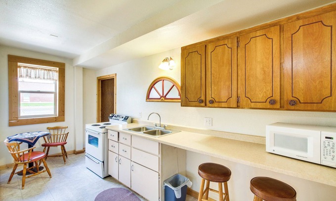 Paris Apartment | Quaint Paris Vacation Rental Near Bear Lake!