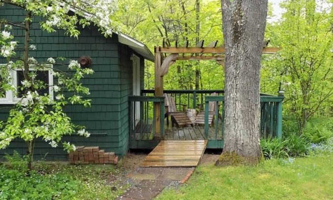 North Woodstock House | Quaint Private Bungalow