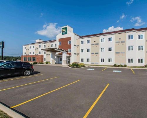 Moncton Hotel | Quality Inn