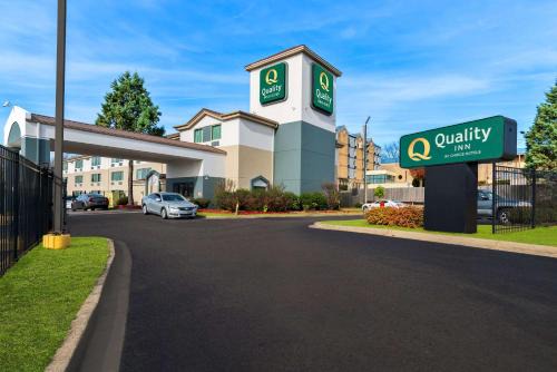 Raleigh Hotel | Quality Inn Memphis Northeast near I-40
