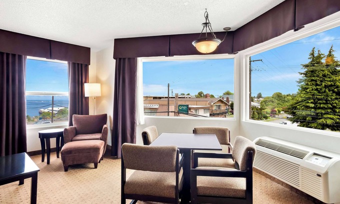 Port Angeles Hotel | Quality Inn Port Angeles - near Olympic National Park