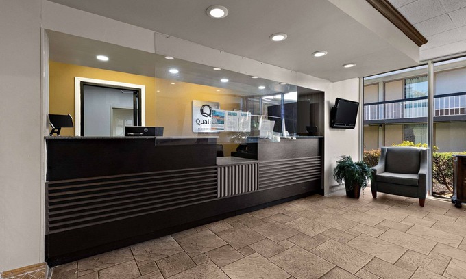 Wayne Hotel | Quality Inn Wayne - Fairfield Area