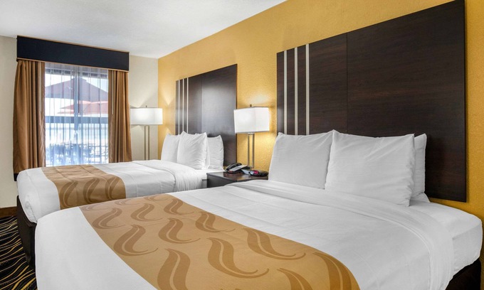 Fort Worth Hotel | Quality Inn West Fort Worth