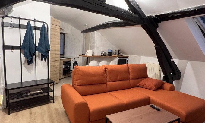 Saint-Germain-en-Laye Apartment | Quality Suites - Proche Versailles Paris - Parking Gratuit