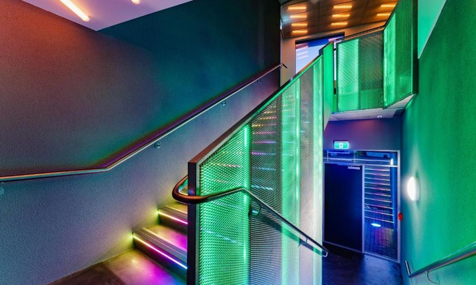 Dunedin City Centre Apartment | Quarters A2- Luxurious & Futuristic Studio