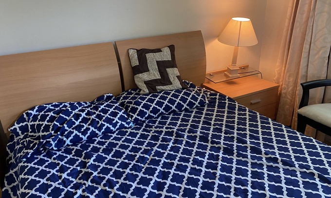 Hacienda Heights House | Queen Suite full bath view minute to school shopping etc .優雅套房。交通方便。