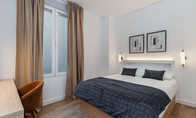 Hispanoamerica Bed & Breakfast | Queens Bernabéu IV - Alquiler Corta Duración
