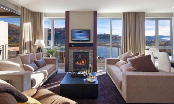 Kelvin Heights Apartment | Queenstown Village Apartments