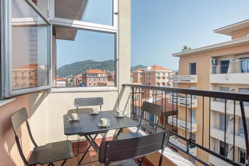 Chiavari Apartment | Queta - Modern Flat